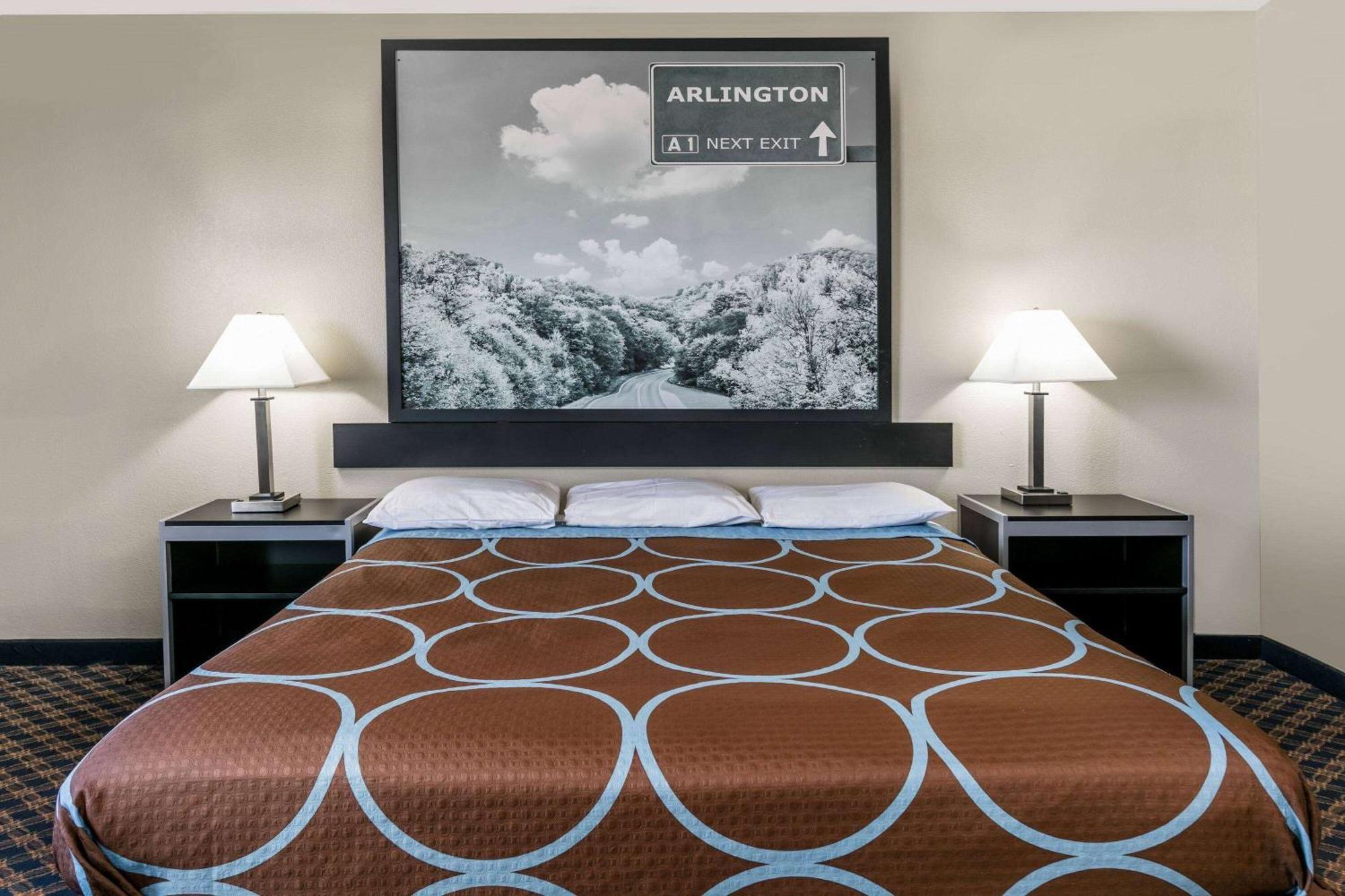 ซูเปอร์ 8 บาย วินด์แฮม อาร์ลิงตัน เนียร์ เอทีแอนด์ที สเตเดียม Hotel ภายนอก รูปภาพ